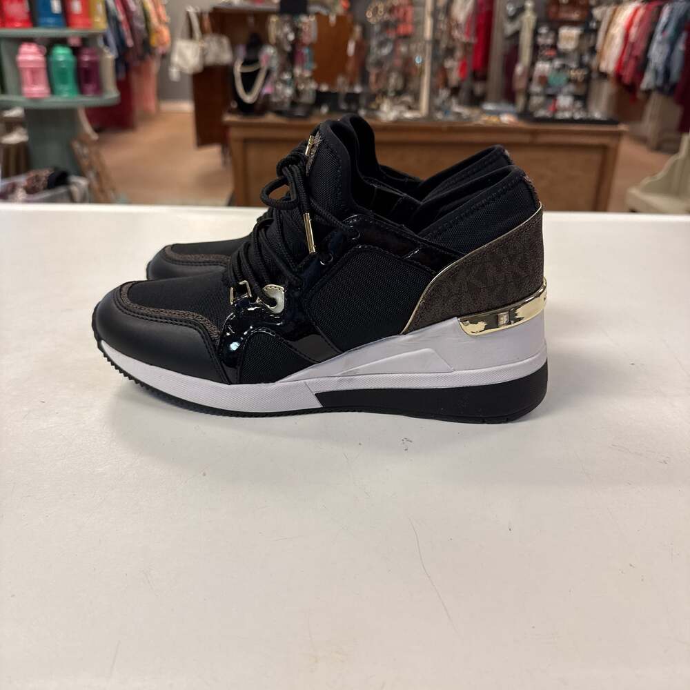 New Michael Michael Kors Women Sneaker Size 7.5 M